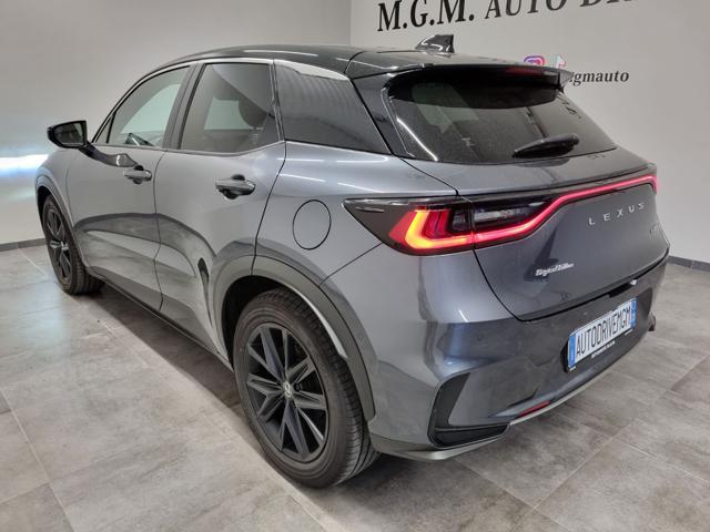 LEXUS LBX Hybrid Cool