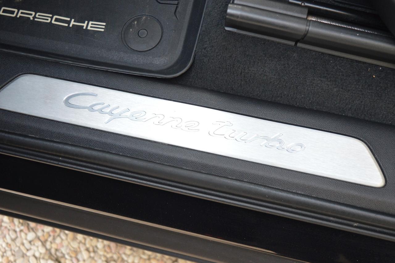 Porsche Cayenne 4.0 V8 Turbo