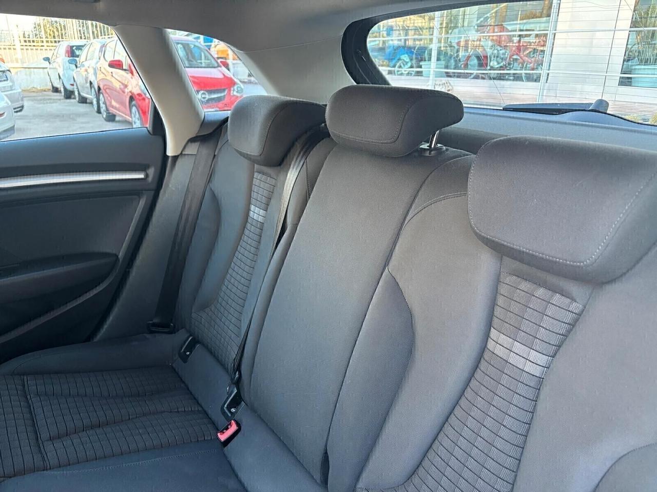 Audi A3 SPB 1.4 TFSI S tronic g-tron Attraction