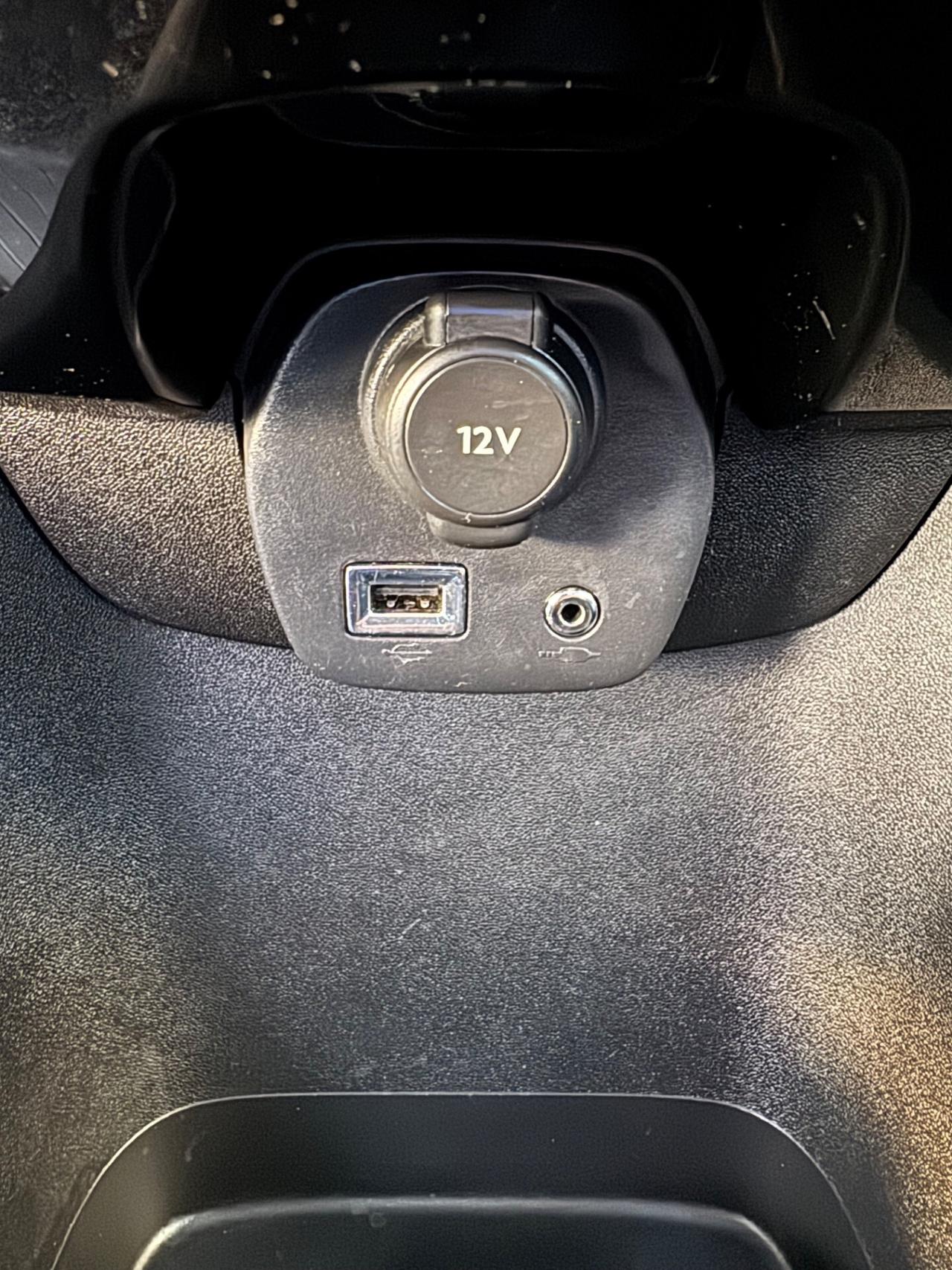 Peugeot 108 POCHI CHILOMETRI/ALLURE