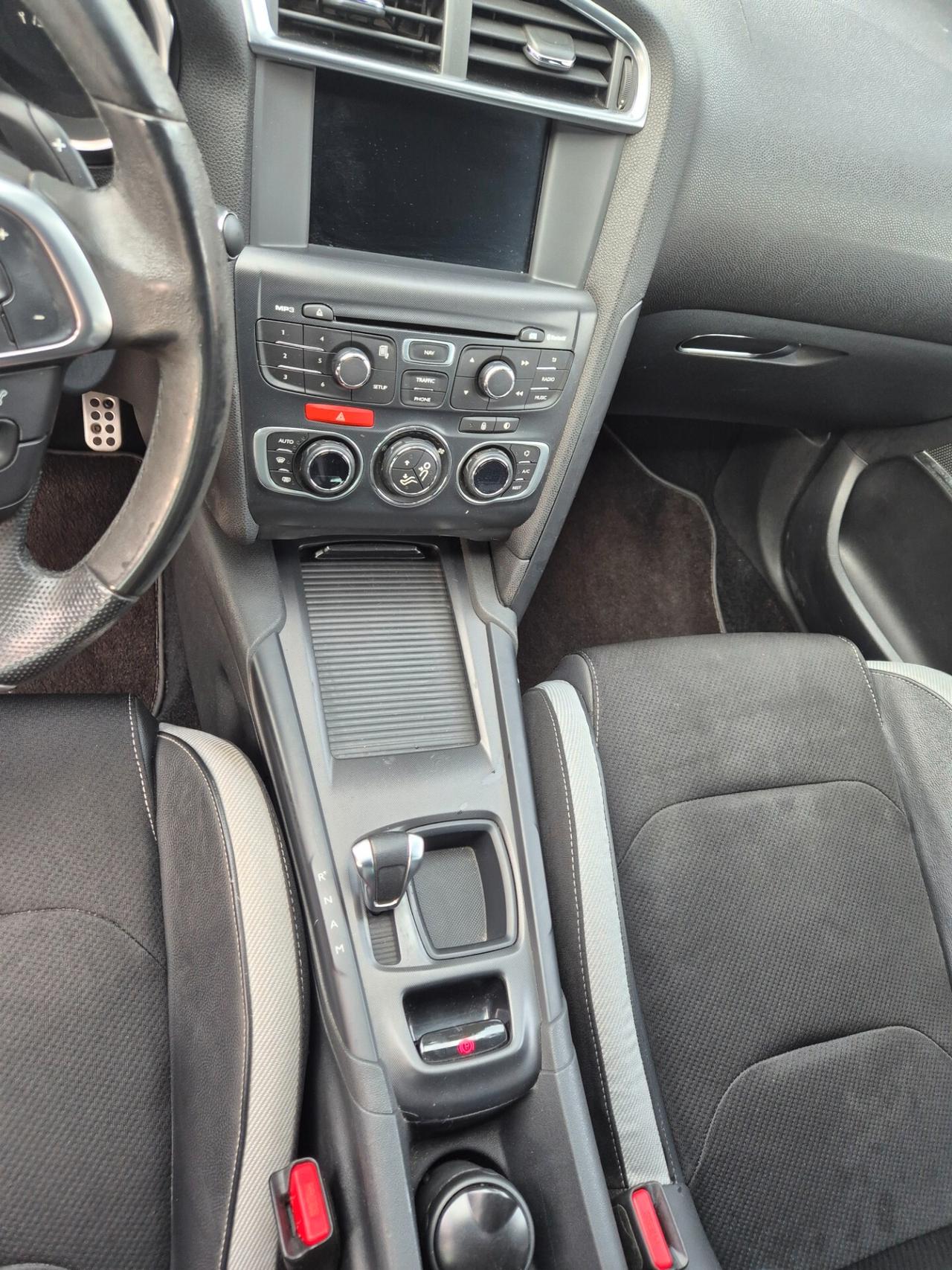 Citroen C4 1.6 e-HDi 115 Exclusive