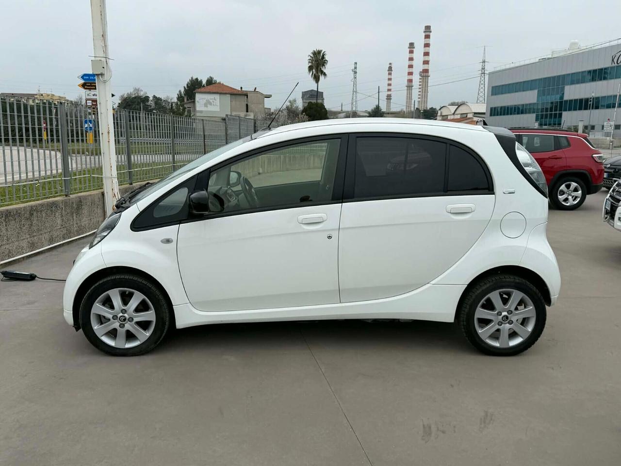 Citroen C-Zero FULL ELECTRIC SEDUCTION