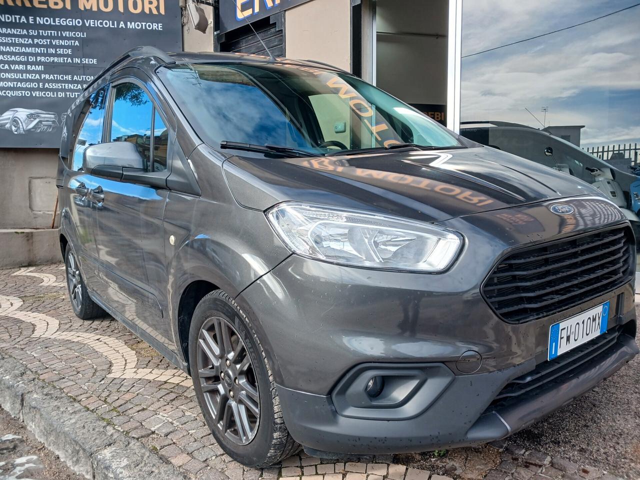 Ford Tourneo Courier 1.0 EcoBoost 100 CV Sport