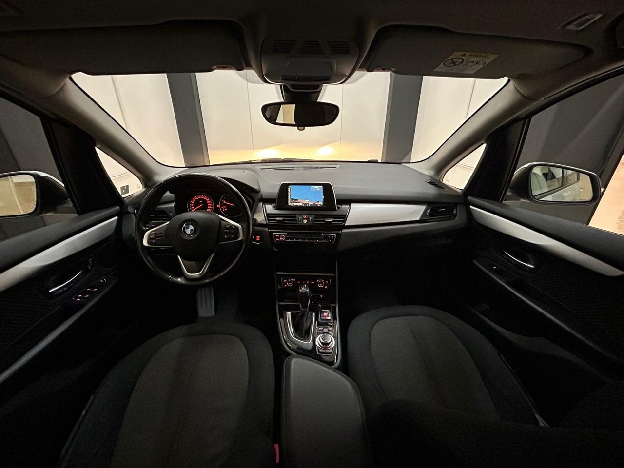 Bmw 2er Active Tourer 218d Advantage