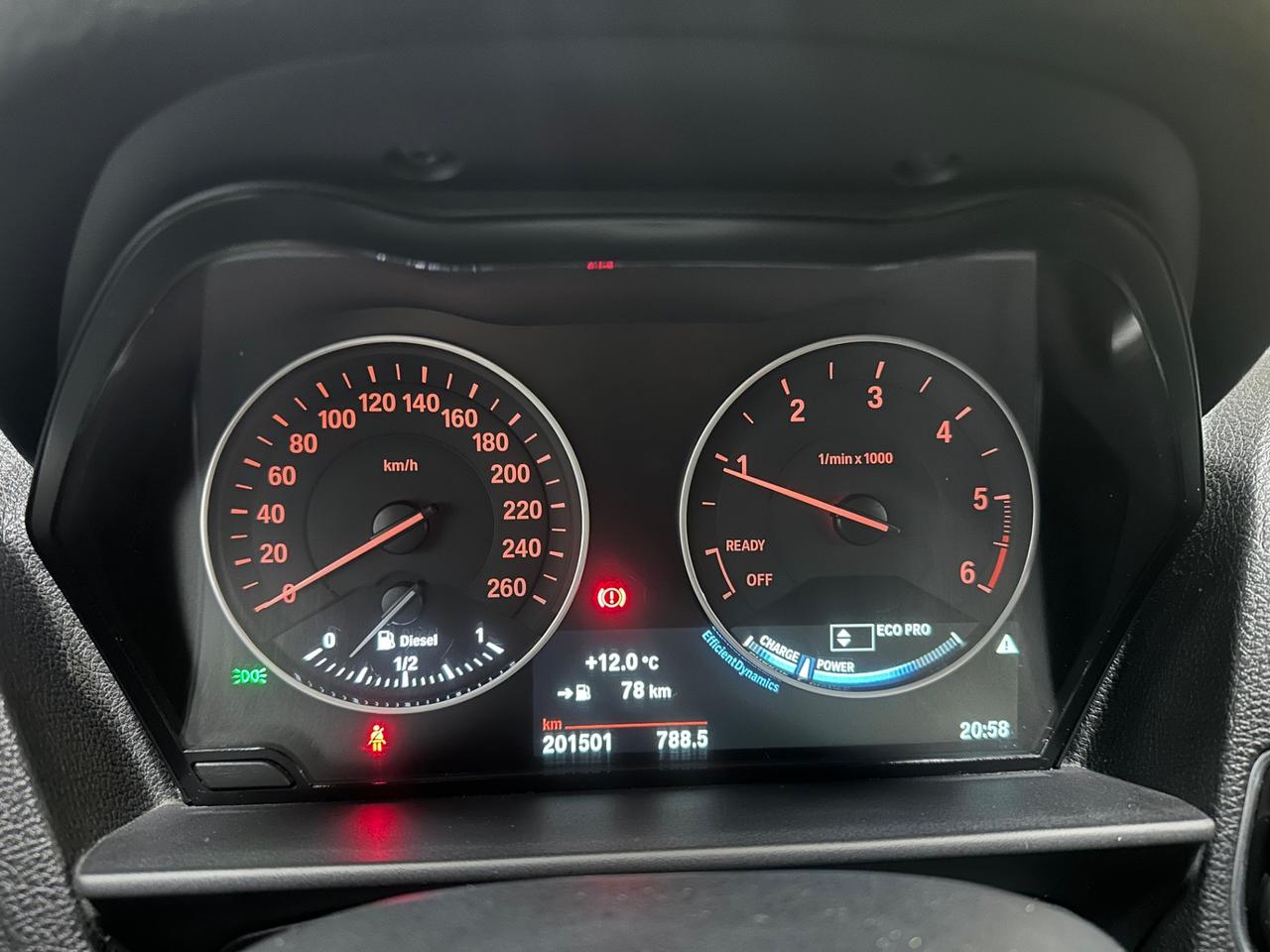 Bmw 116 116d 5p. Urban