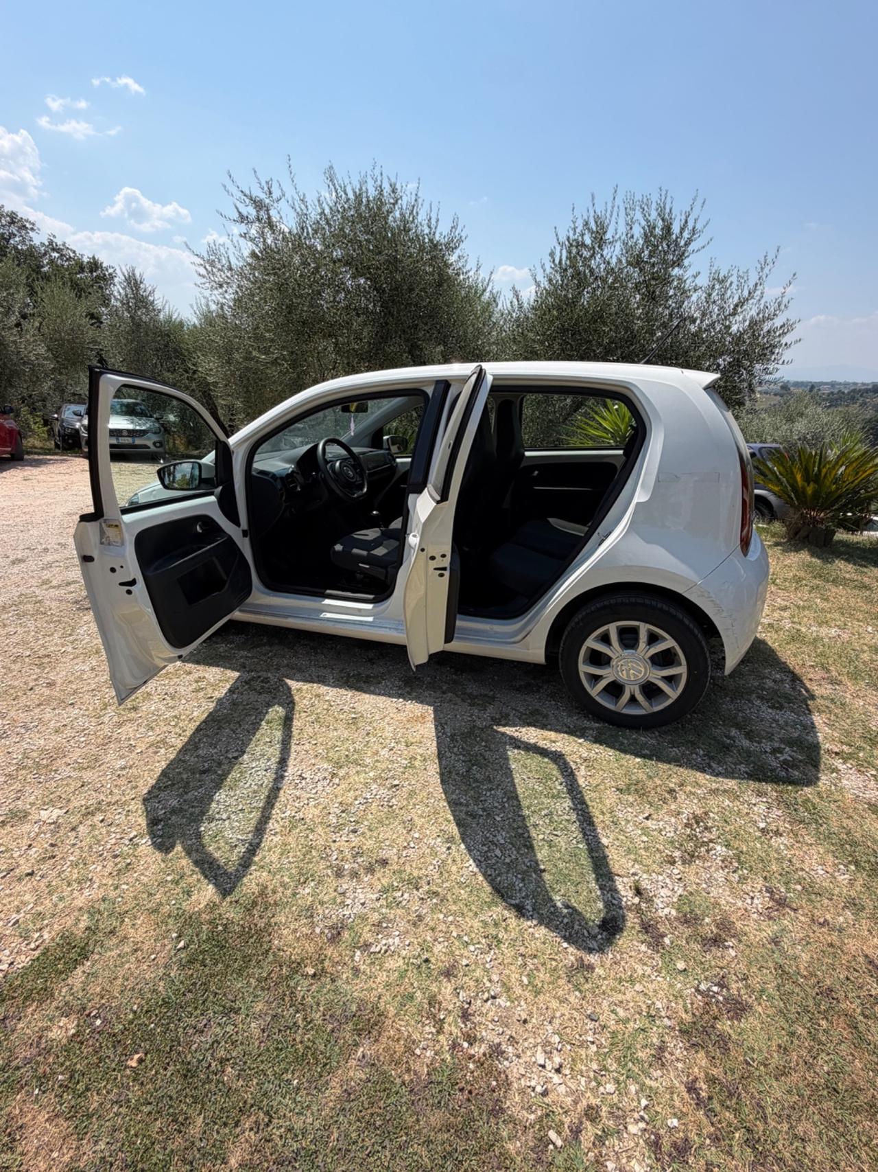 Volkswagen up! 1.0 75 CV 5p. move