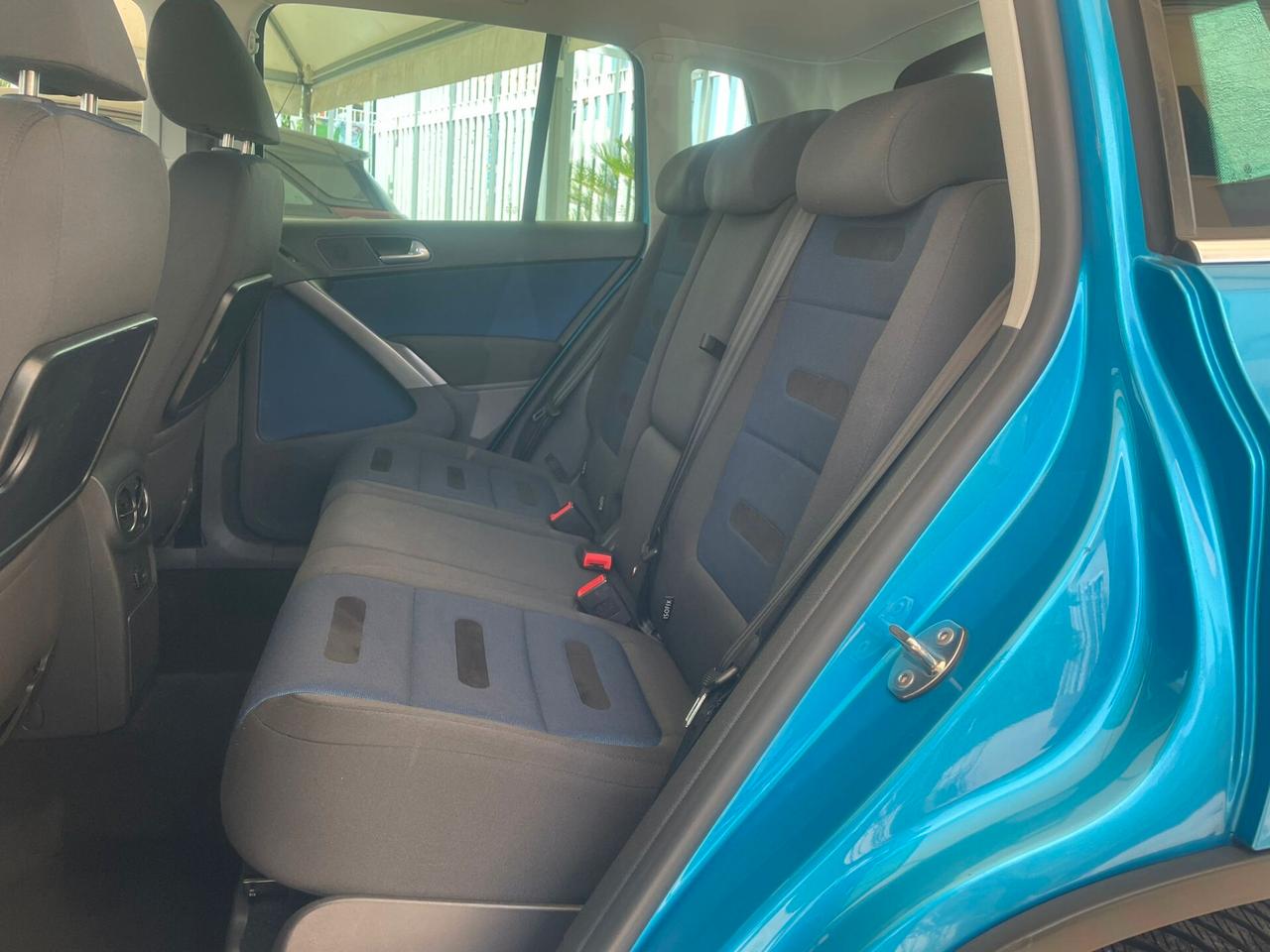 Volkswagen Tiguan 2.0 16V TDI DPF Sport & Style (18°)