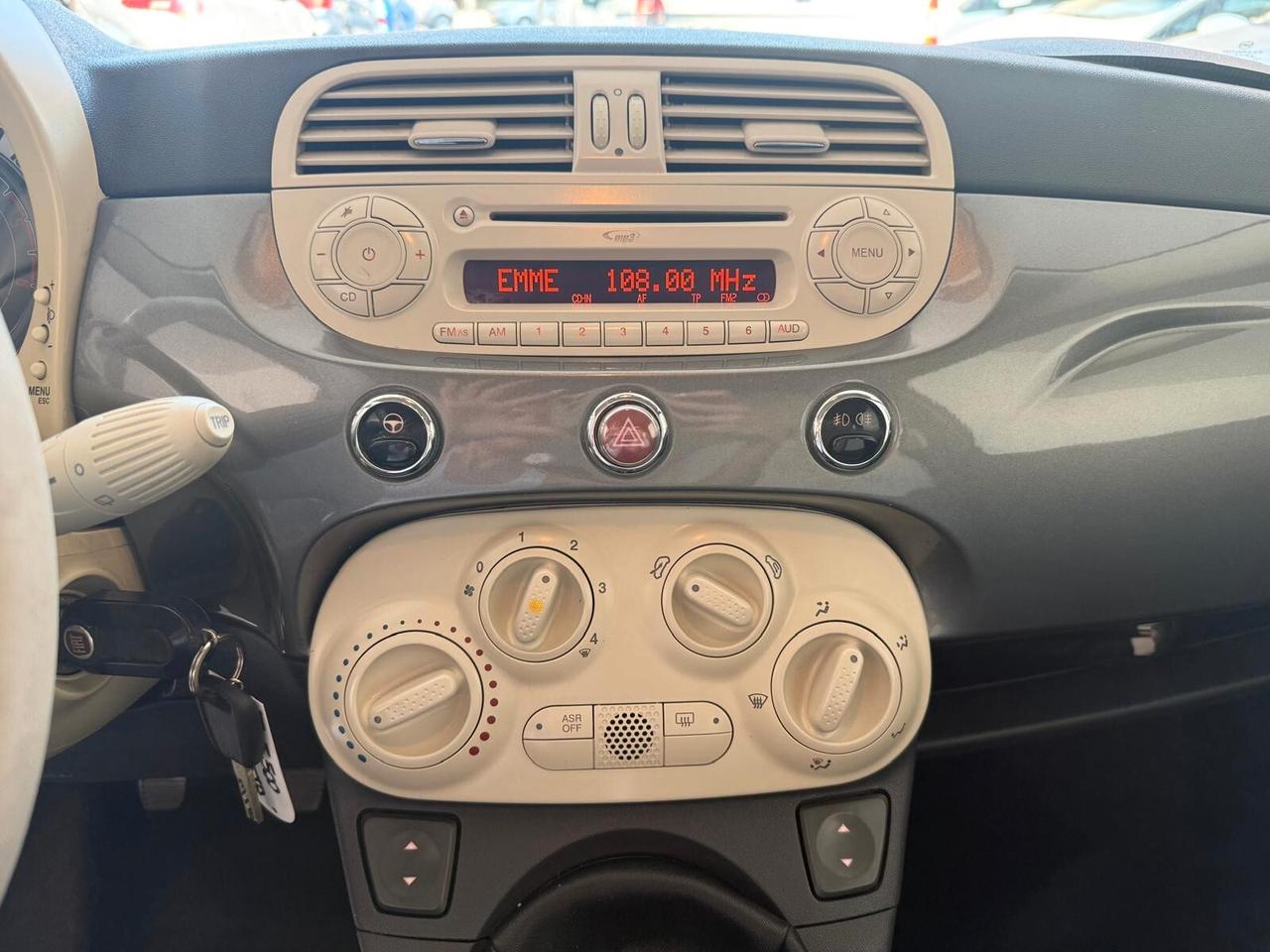 FIAT 500 1.3 DIESEL 115.458 KM 2011