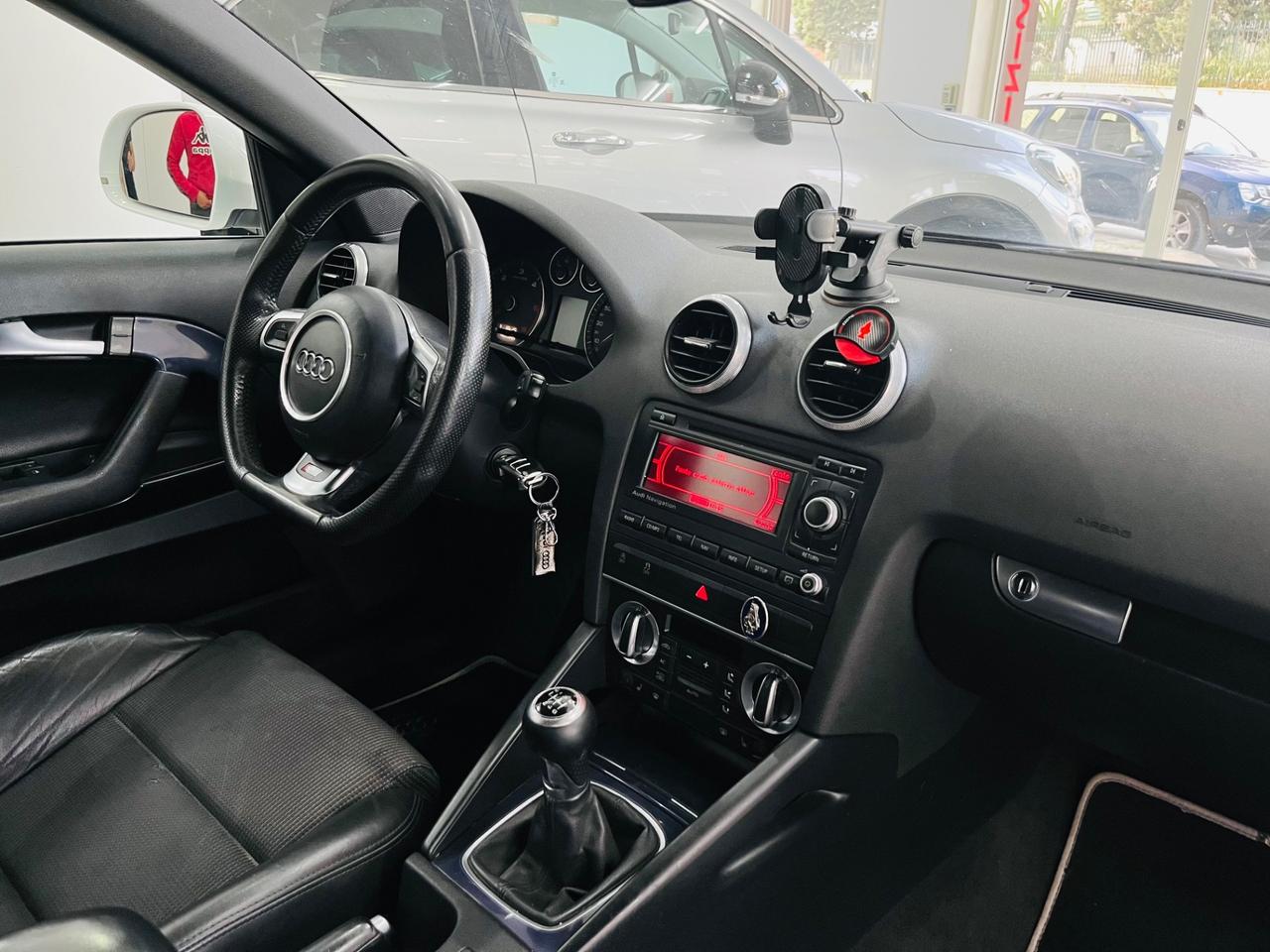 Audi A3 Cabrio 2.0 TDI S-Line 140cv anno 2010