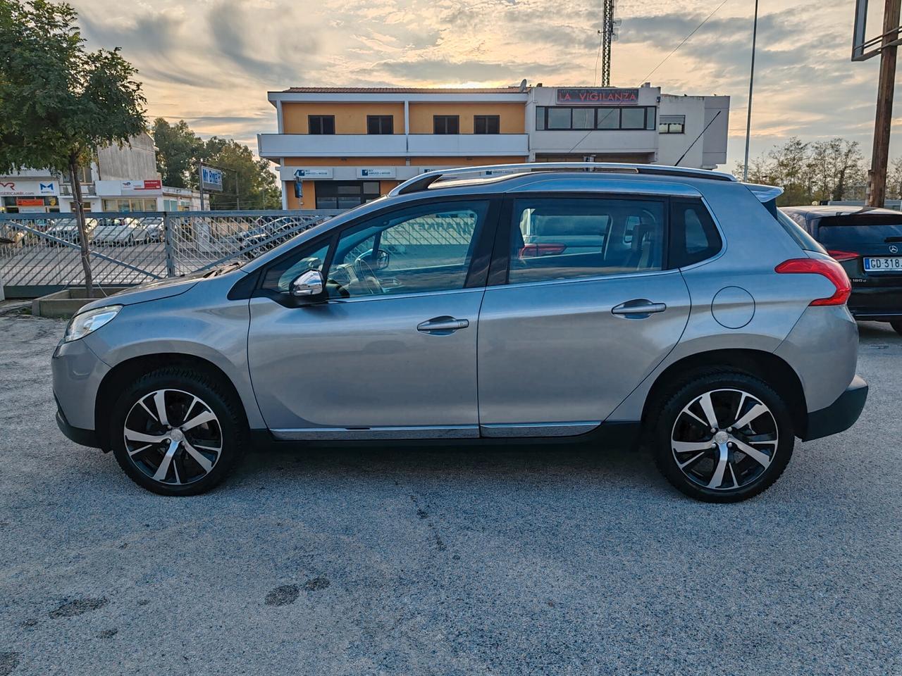 Peugeot 2008 1.6 Hdi Allure