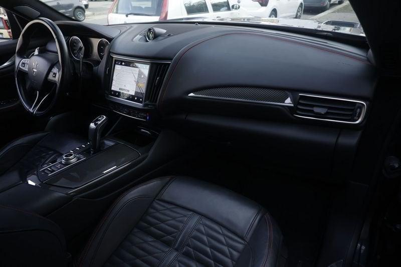 Maserati Levante Maserati Levante V8 580 CV AWD Trofeo Unicoproprietario