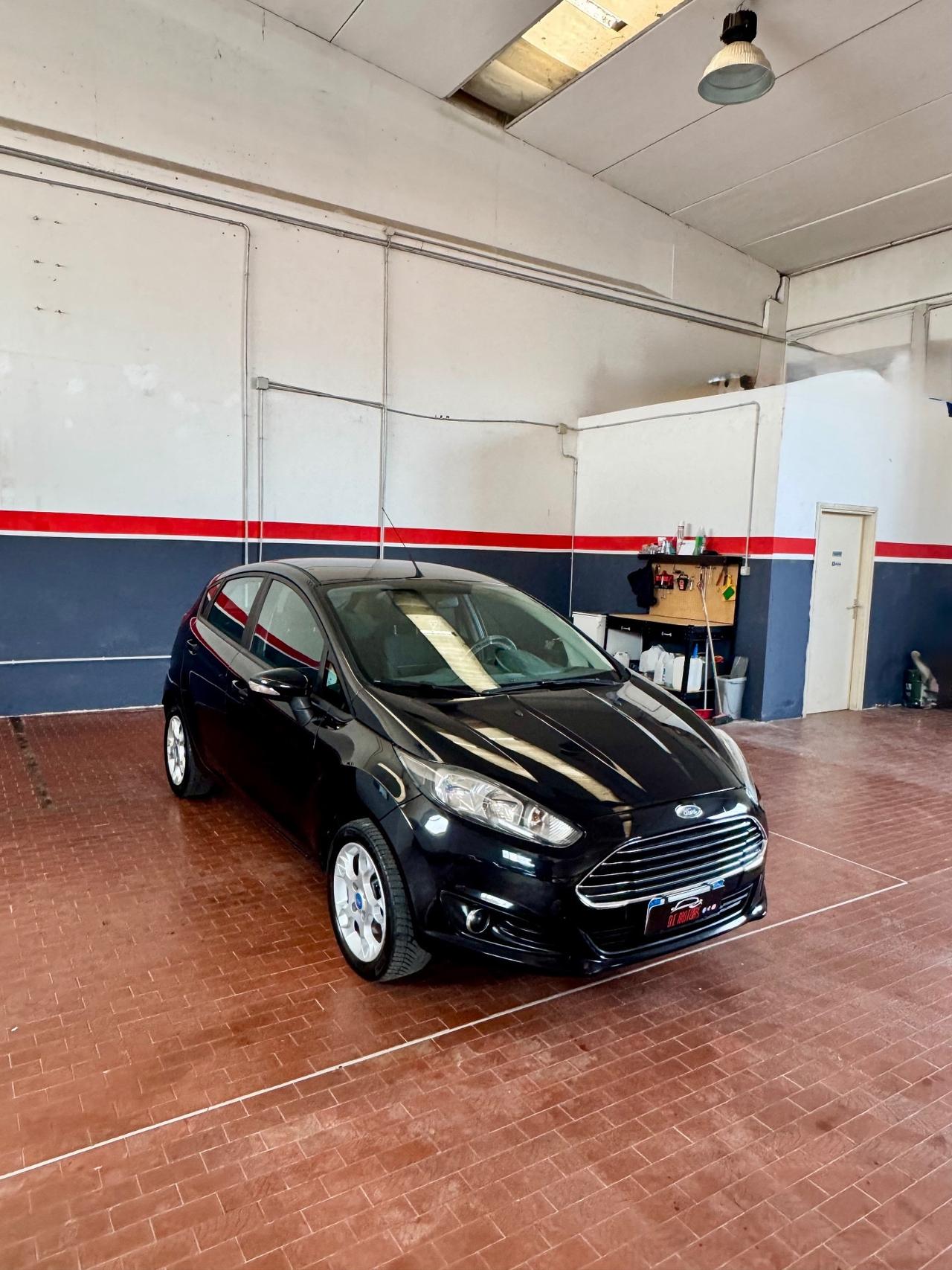 Ford Fiesta 1.4 5p. Bz.- GPL Titanium