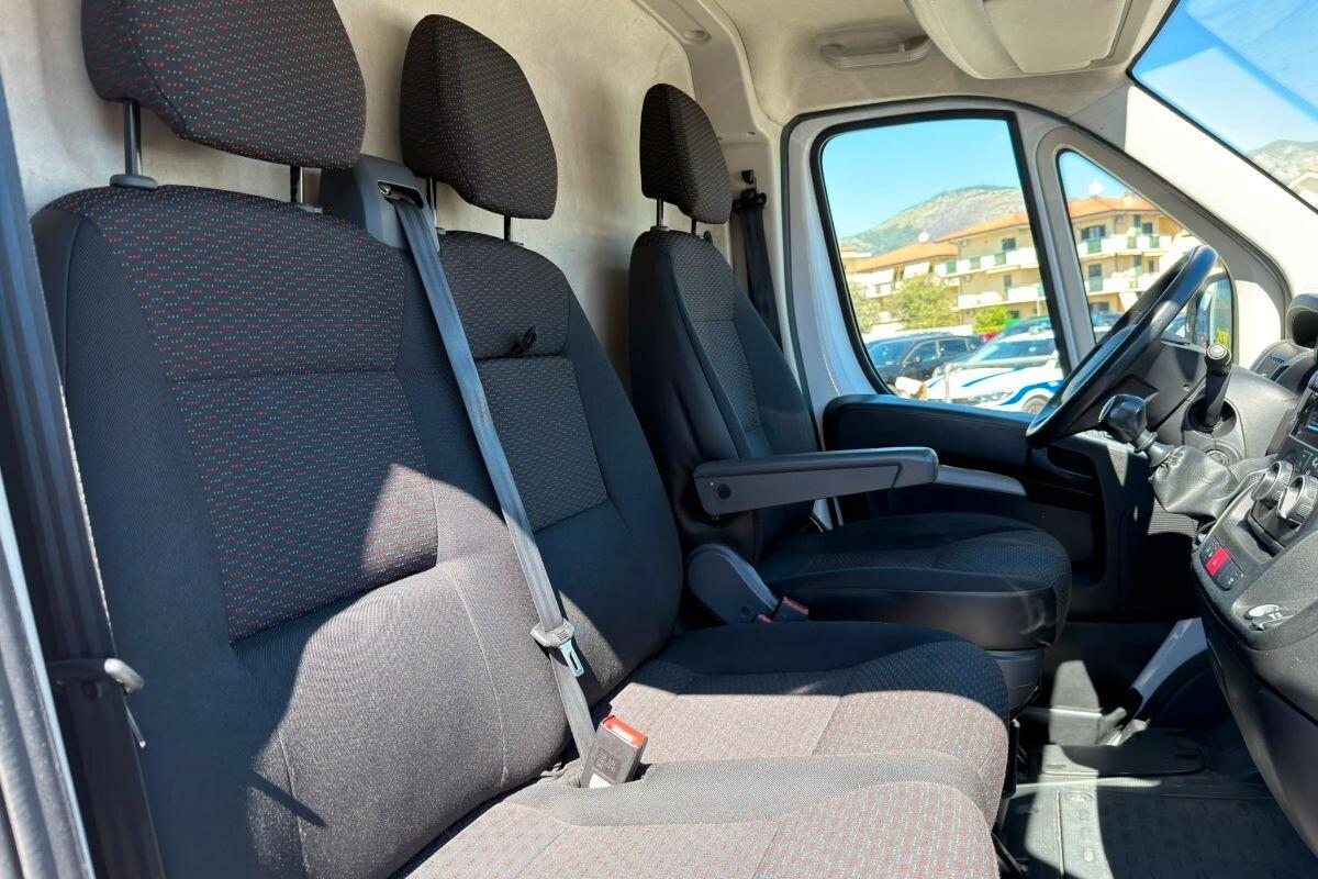 Peugeot Boxer 328 2.2 BlueHDi 120 S&S PC-TN Furgone