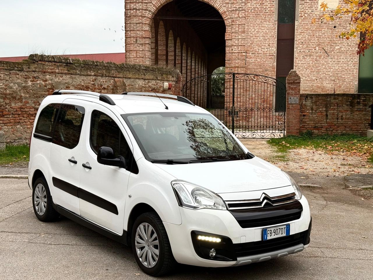 Citroen Berlingo 1.6 Diesel 2016 7 posti