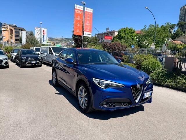 Alfa Romeo Stelvio 2.2 Turbodiesel 190 CV AT8 RWD Executive