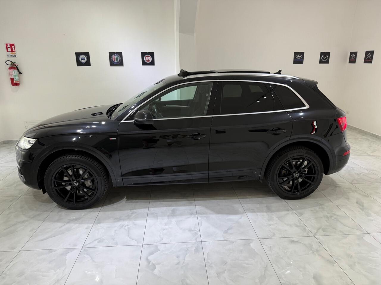AUDI Q5 40 TDI QUATTRO S TRONIC S LINE PLUS