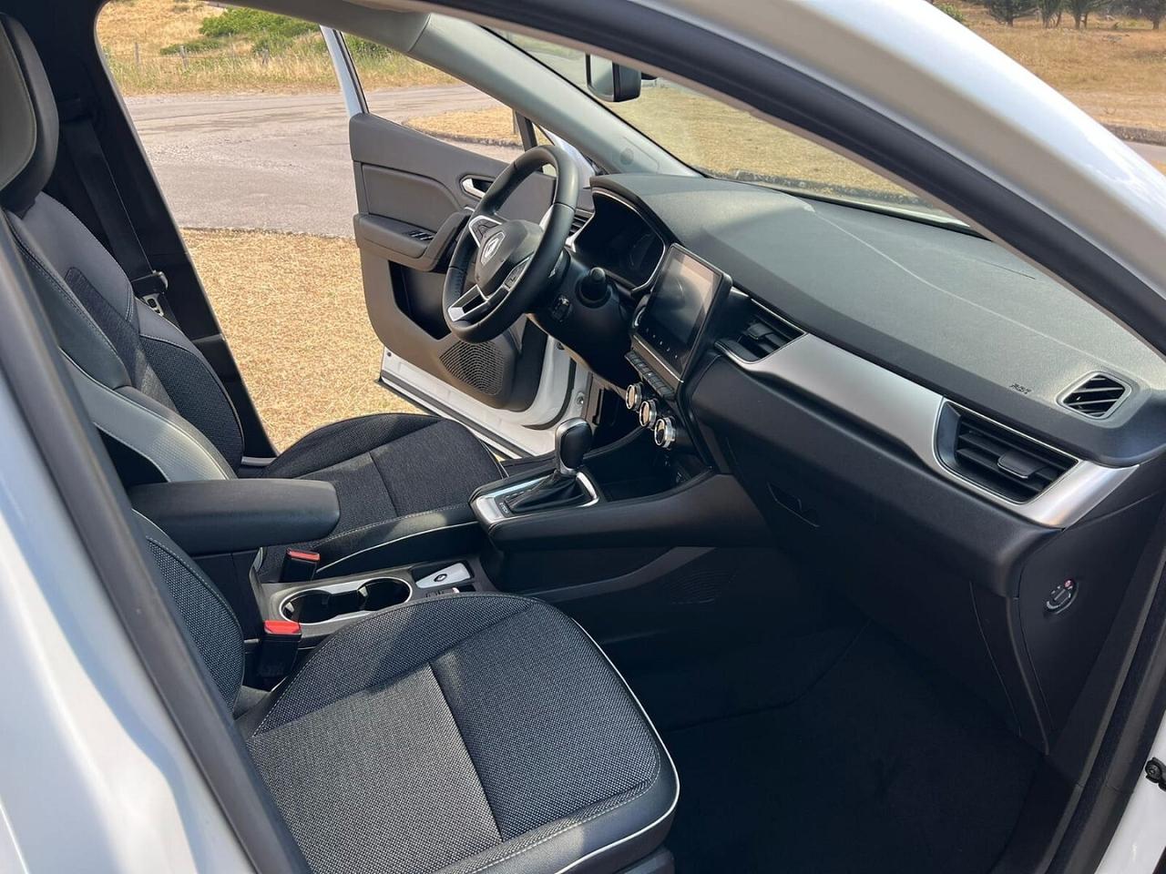 Renault Captur Full Hybrid Intens 1.6 145