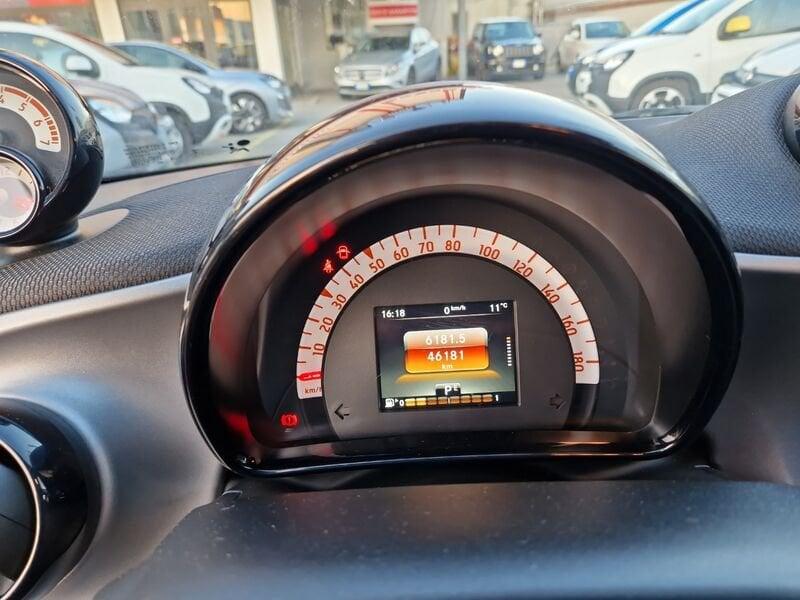 smart forfour II 2015 1.0 Passion 71cv twinamic my18