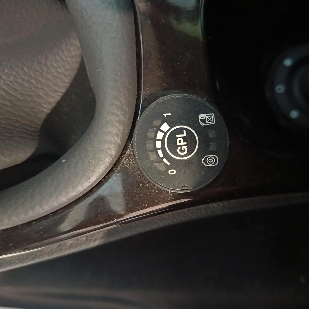 Dacia Duster 1.6 B/GPL