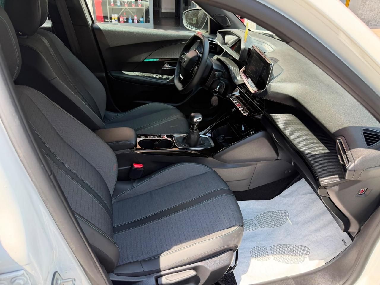 PEUGEOT 2008 1.2 ALLURE PACK 100 CV