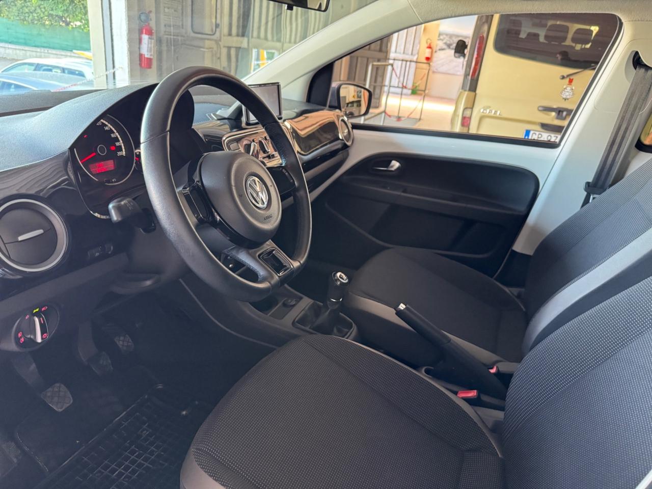 Volkswagen up! 1.0 5p. move up!