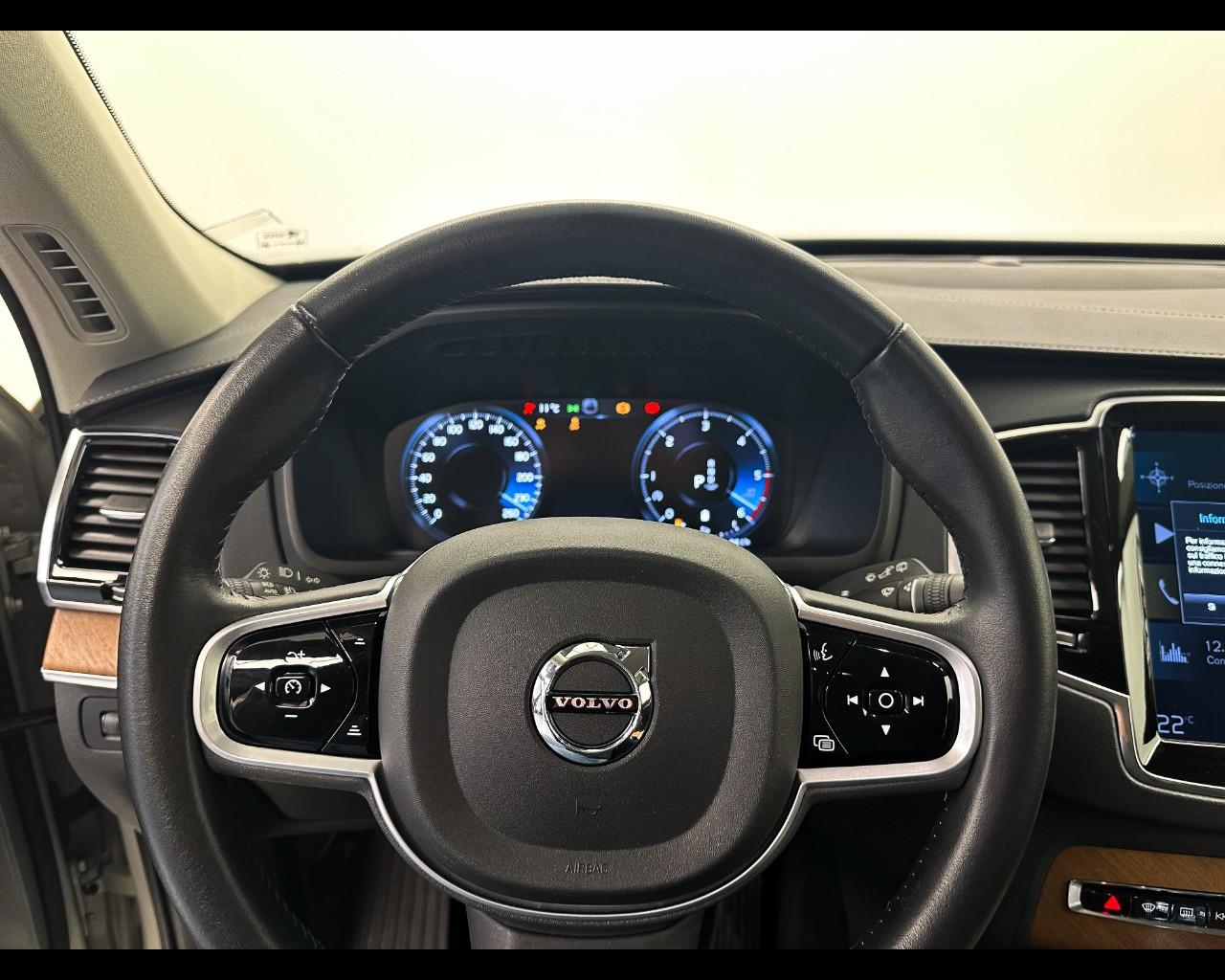 VOLVO XC90 B5 (d) AWD automatico Plus Bright