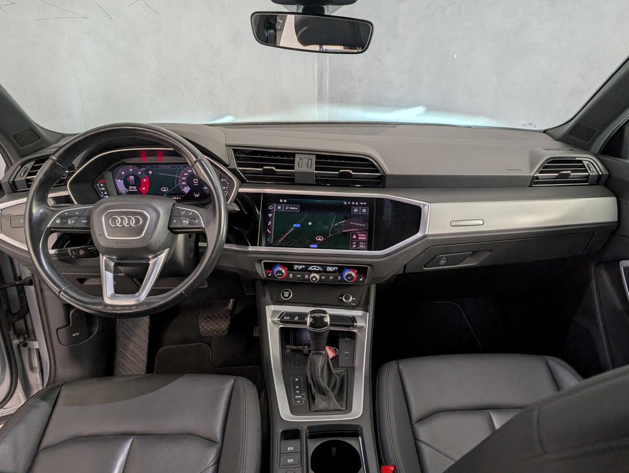 Audi Q3 35 TDI S-tronic Business Advanced