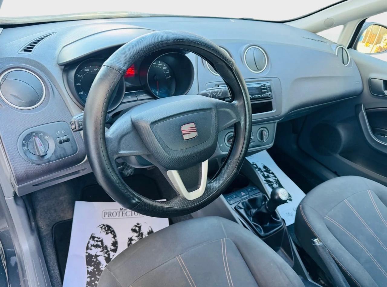 Seat Ibiza 1.2 benzina anno 2012 ottima per neo