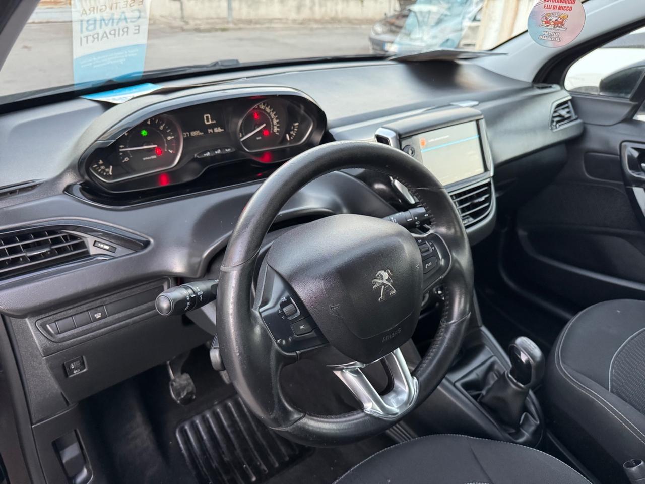 Peugeot 208 1.2 allure 82 5 porte FINANZIABILE