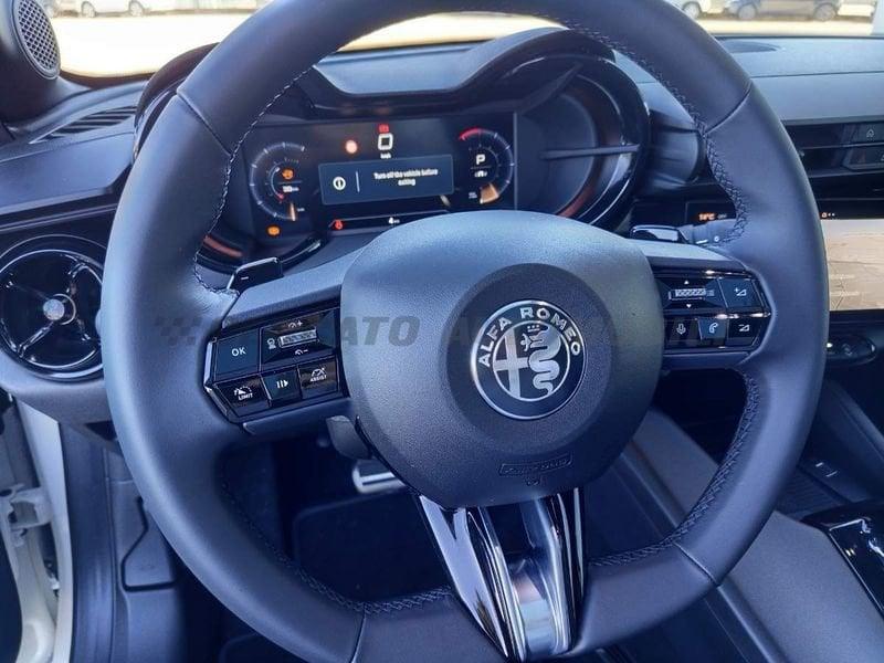 Alfa Romeo Junior Junior 1.2 ibrida Speciale 145cv edct6