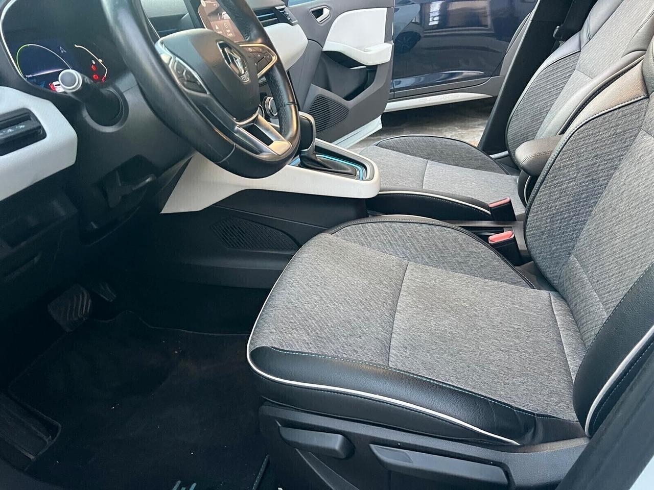 RENAULT CLIO HYBRID E-TECH RS LINE 140cv NEOPAT