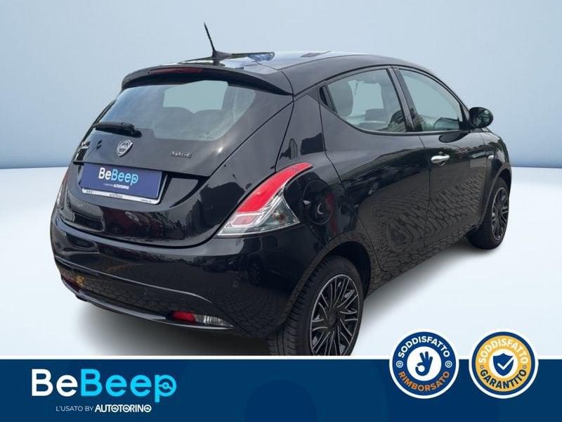 Lancia Ypsilon 1.0 HYBRID GOLD S&S 70CV