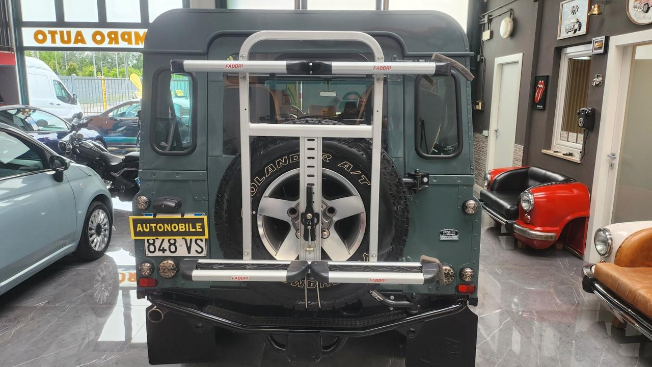 Land Rover Defender 110 2.2 TD4 Station Wagon N1