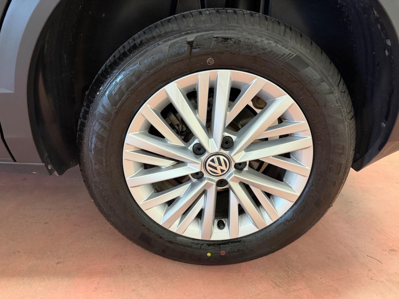 Volkswagen T-Roc 1.6 TDI SCR Business