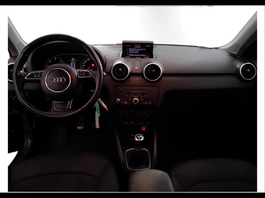 AUDI A1 I 2010 Sportback - A1 Sportback 1.6 tdi Attraction 90cv