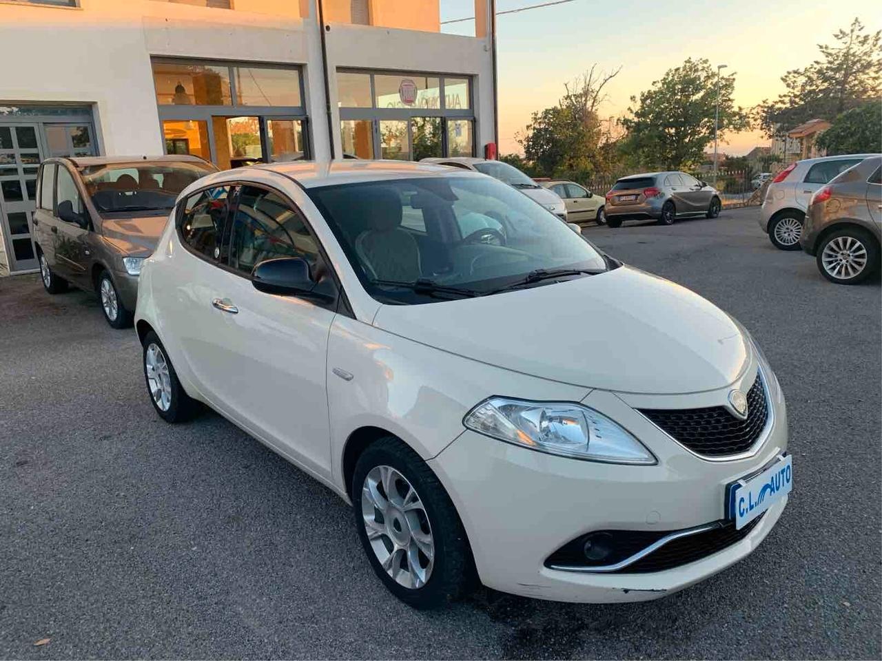 Lancia Ypsilon 1.3 MJT 95 CV