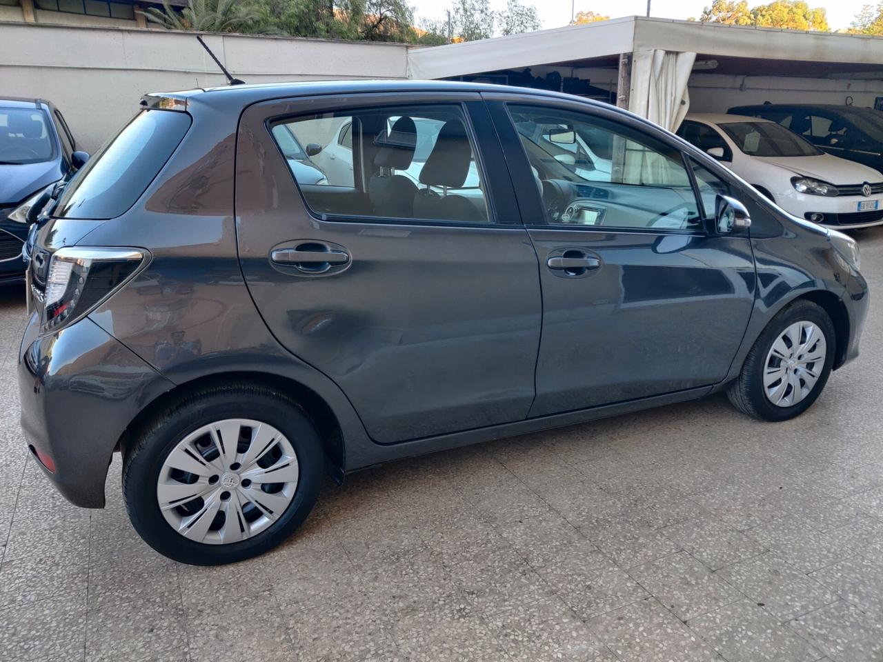 Toyota Yaris 1.5 Hybrid 5 porte Lounge