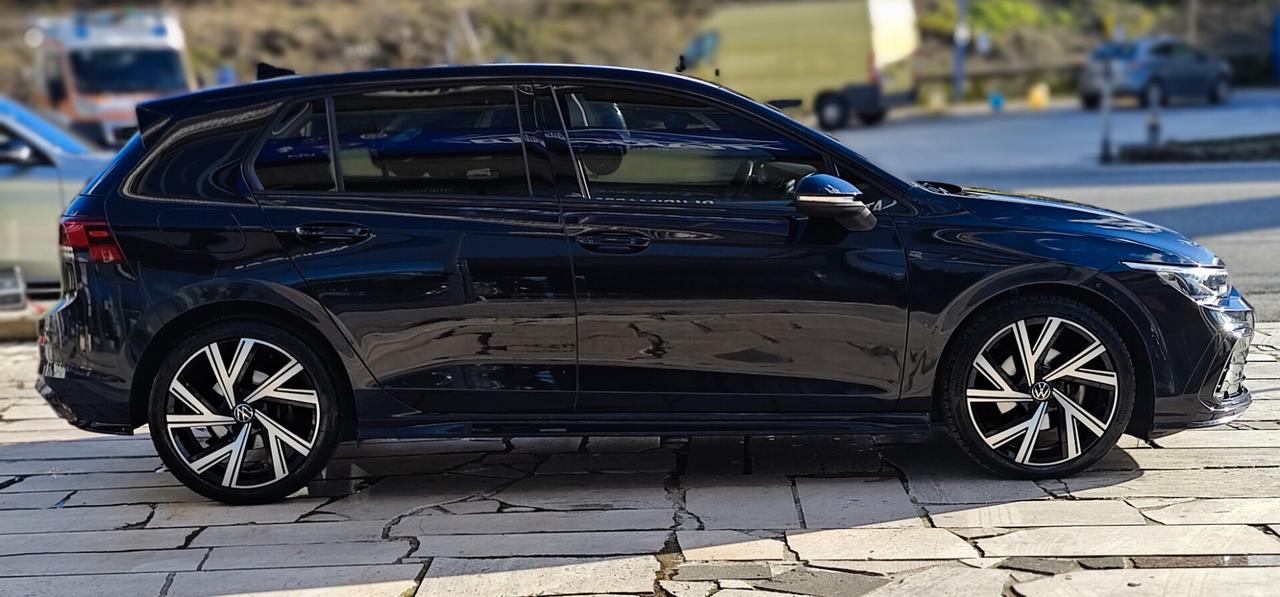 VOLKSWAGEN GOLF VIII 2.0 TDI 150 CV DSG SCR R-LINE