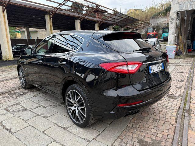 MASERATI Levante V6 Diesel 275 CV AWD