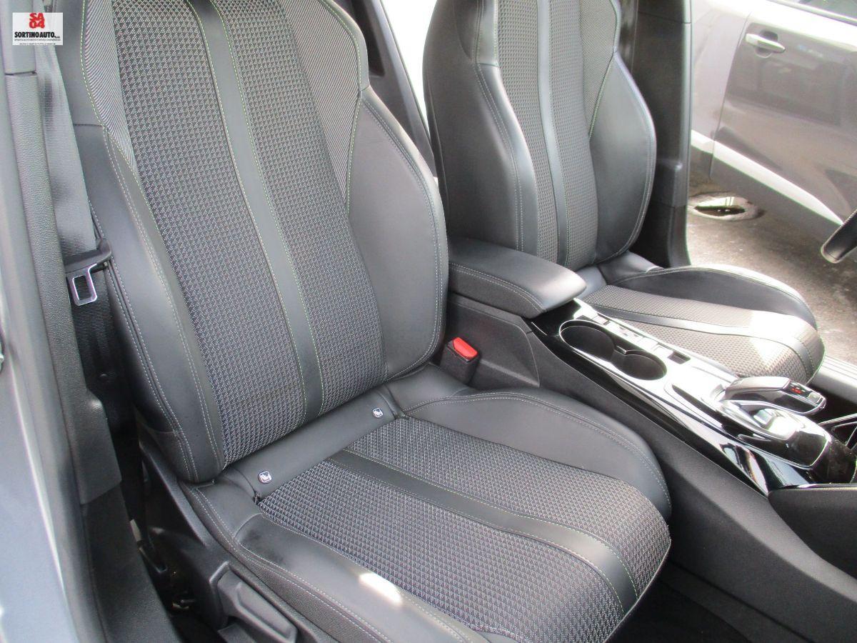 PEUGEOT 2008 PureTech 130 S&S EAT8 GT-2021 FULL