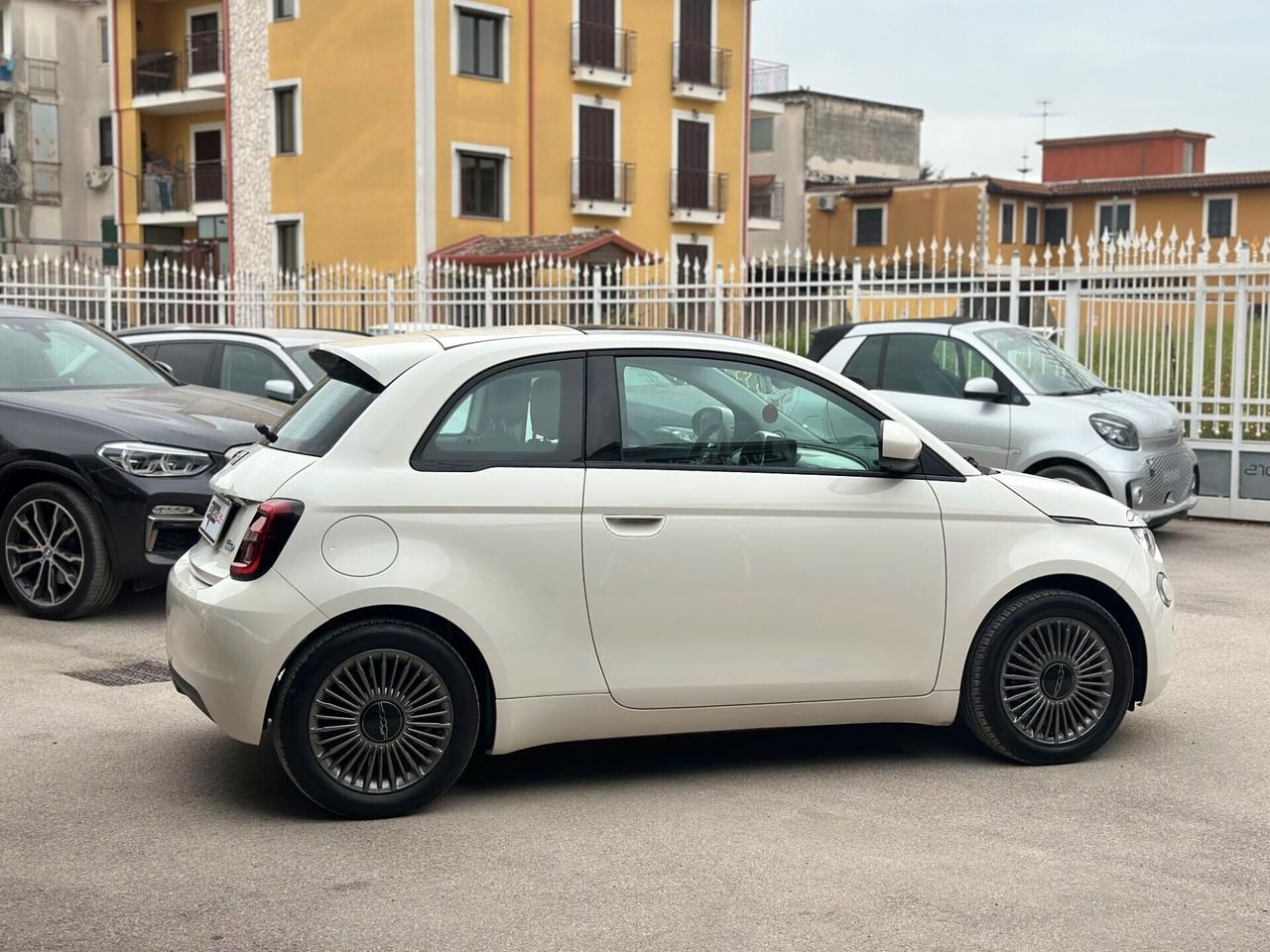 Fiat 500 500e Berlina 42 kWh