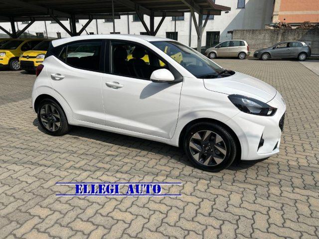 HYUNDAI i10 1.0 63 CV Connectline KM 0