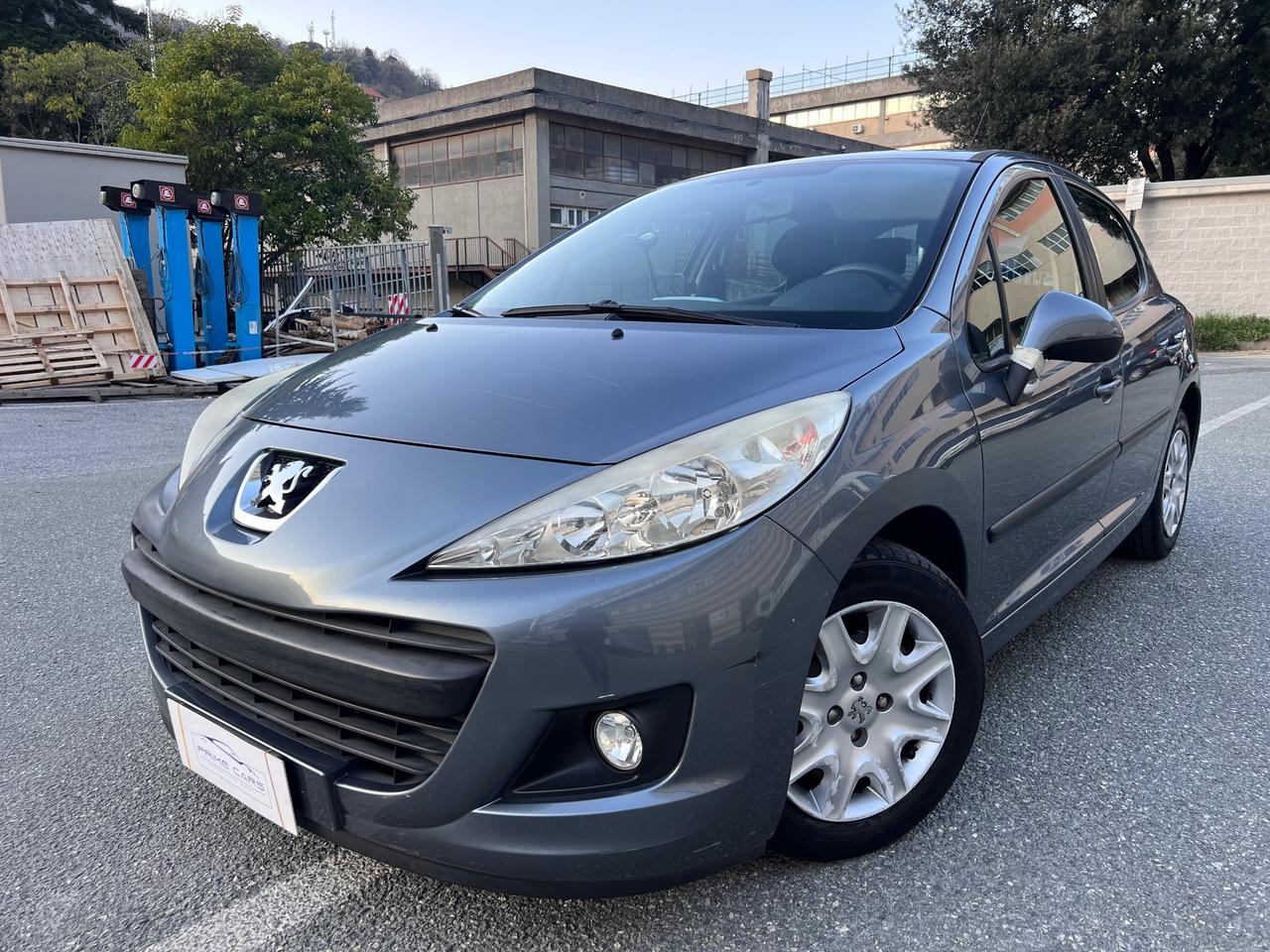 Peugeot 207 1.4 8V 75CV 5p. PERFETTA X NEOPATENTATI