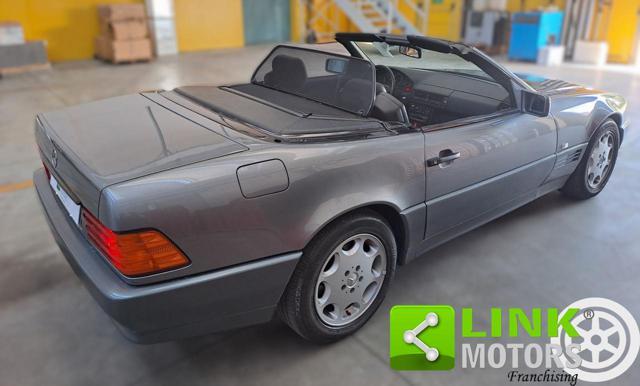 MERCEDES-BENZ SL 300 SL-24