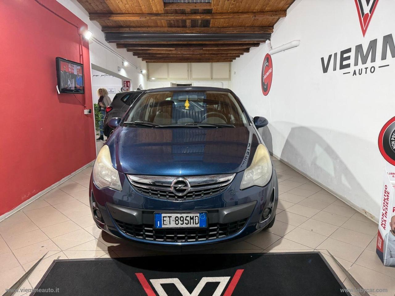 Opel Corsa 1.2 85CV 5 porte GPL-TECH Edition