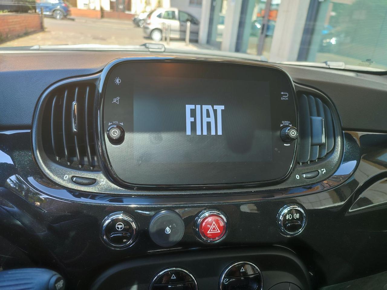 Fiat 500 1.0 Hybrid Dolcevita 70cv #11019