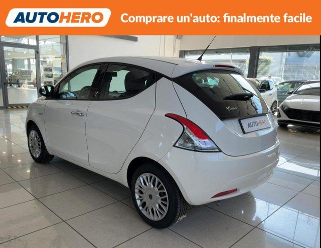 LANCIA Ypsilon 1.2 70 CV 5 porte GPL Ecochic Silver