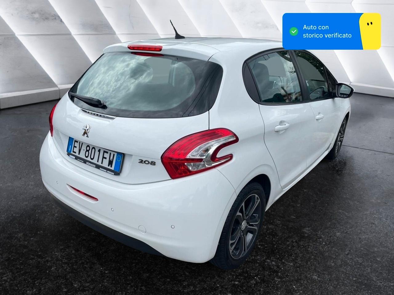 Peugeot 208 1.4 HDi 68 CV 5 porte Allure