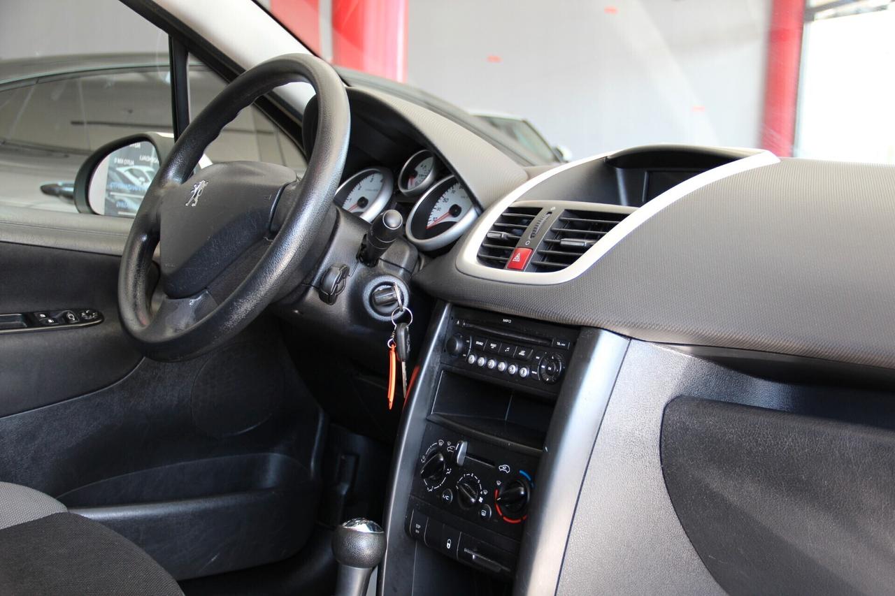 Peugeot 207 1.4 8V 75CV GPL (GAS)
