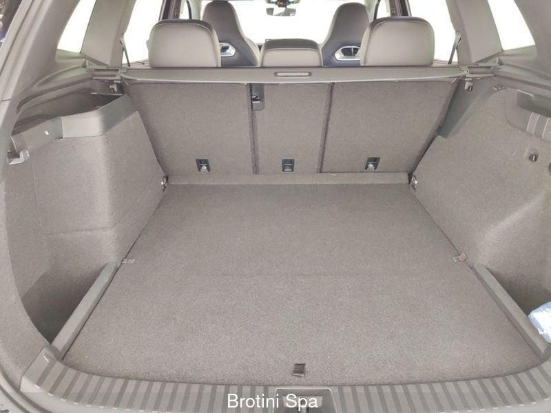 Volkswagen Tayron 1.5 TSI eHybrid DSG R-Line Plus